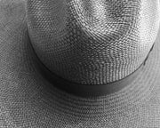 All Women  Classic Large Brim Toquilla Straw Hat Panama Hat Mujer Sombrero Cl�sico Ala Ancha Grande de Paja Toquilla Natural Grey Gray Silver Plata Plateado Gris AWANA