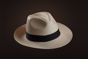 All Women  Classic Toquilla Straw Hat Panama Hat Mujer Sombrero Cl�sico de Paja Toquilla  Natural Blanco White AWANA