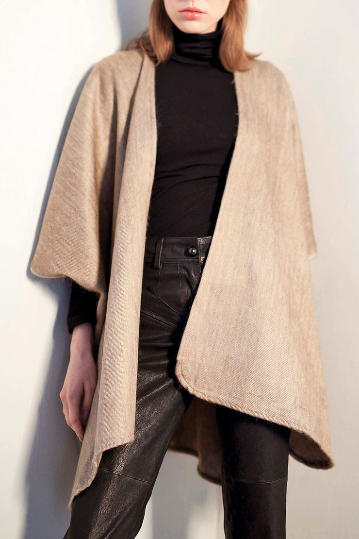 All Women Alpaca Wool Oversized Cardigan Cape Poncho Mujer Lana de Alpaca Tapado Oversized Capa Poncho Beige Off White AWANA DESIGNS